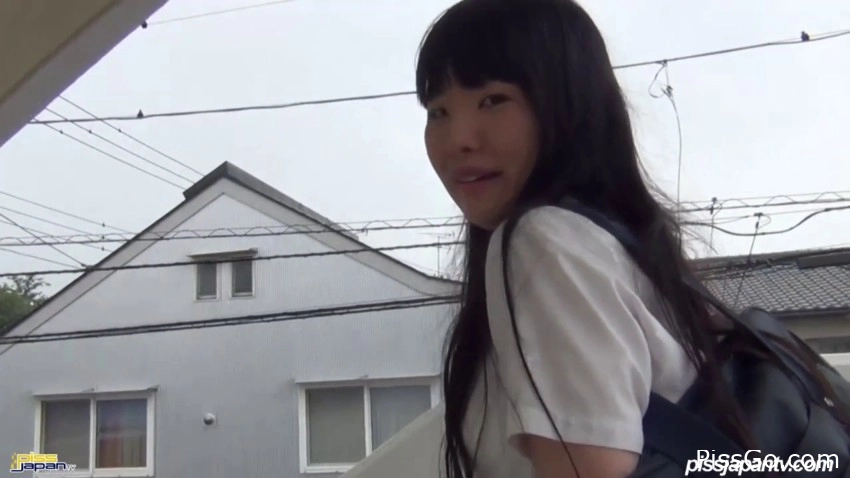 Show Your Wet Panty To All Neighbors (2025|MPEG-4) moody pee, 407 MB - naughty wetting clip