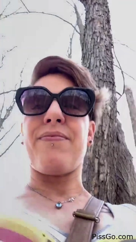 Nature Pee (2025|MPEG-4) golden urination drip, 151 MB - wet piss spray - Xshayxshayx1