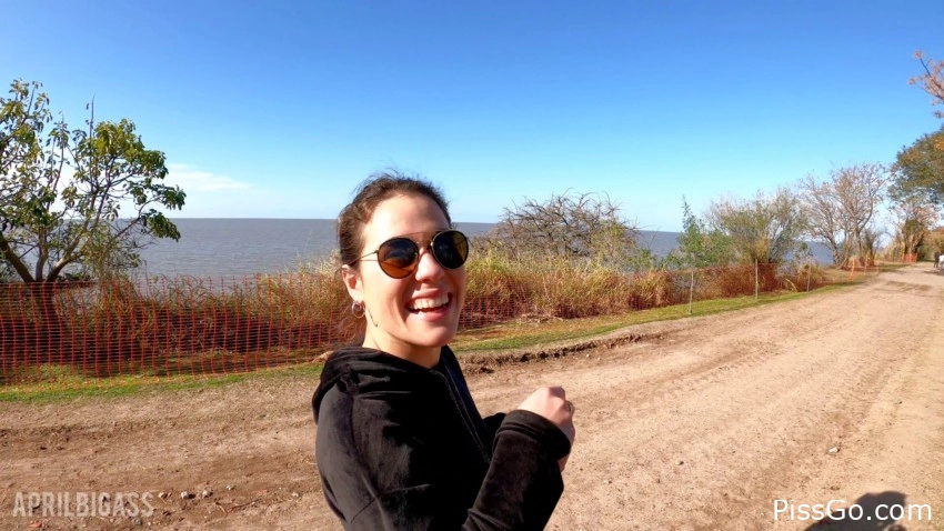 Drinking Pee With My Best Friend - April Bigass