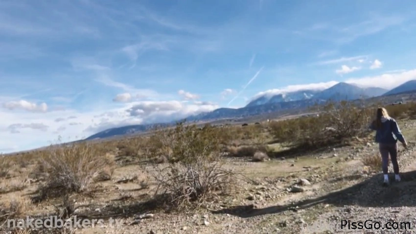 Nb and Lenna pee on the way to Vegas. 2025