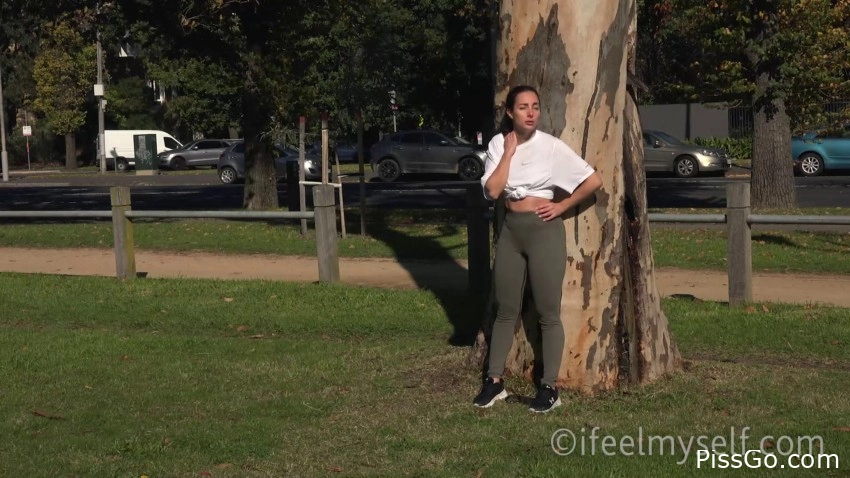 Pee Break 0285 (2025|MPEG-4) pee girl, 103 MB - soak-my-slut in piss - Ana B