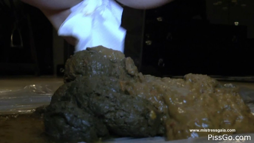 Hot Teen Jumps On Bbc And Does Powerful Piss - Fallen Angel 2025