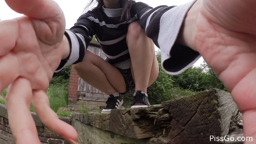 Country Park Wetting - with dreamy girl Faye Taylor, bright urine burst - (2025 | lusty pee)