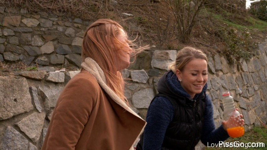 Chrissy Licky - Like Twins 2025